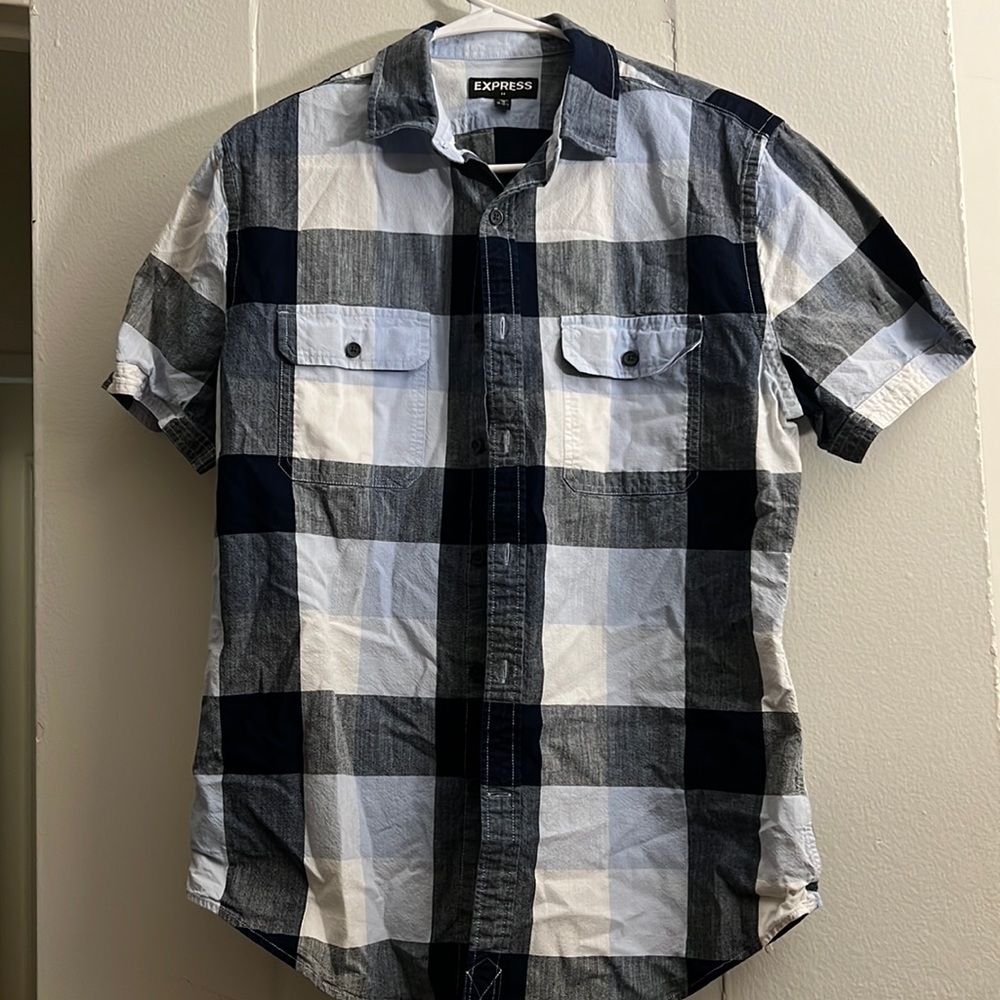 Mens - short sleeve casual button up